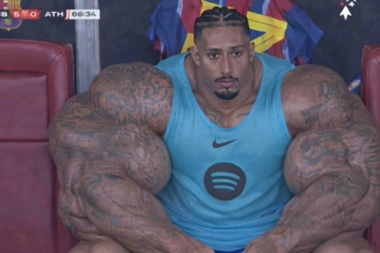 Bet365体育官网-今日趣图：掉链子并不会凭空消失，只是从我厂转移到了利雅得胜利