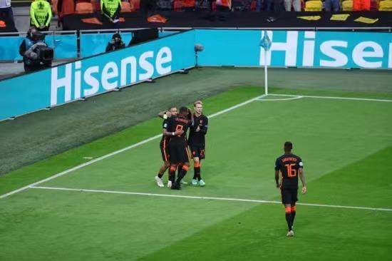 Bet365体育-北马其顿主帅自宣离任 维纳尔杜姆：队友比我强